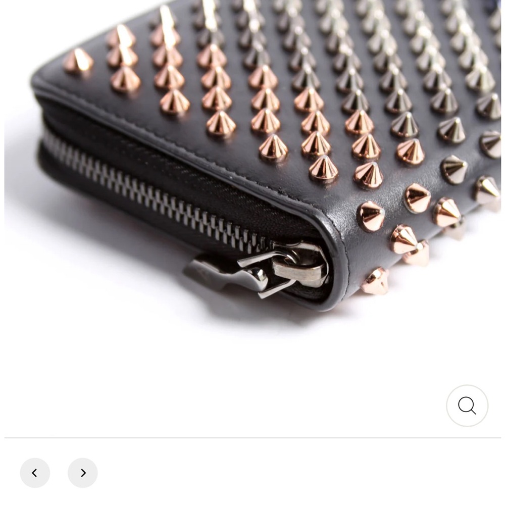 🔥Christian Louboutin purse Panettone Wallet Spike Studs Zip Around🔥 - Picture 8 of 15